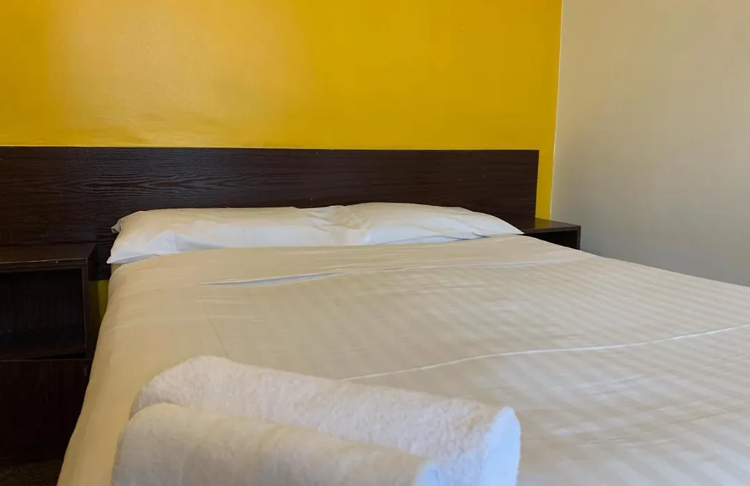Jini Hotel-1